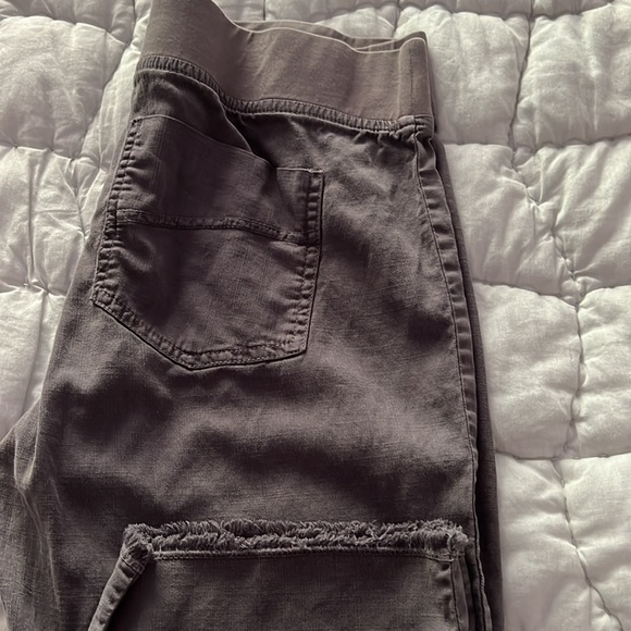Size Medium gray pants by Wearables - Picture 5 of 6
